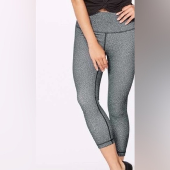 lululemon athletica Pants - Lululemon Wunder Under Crop Hi-Rise Full-On Luxtreme 21" sizę 2
